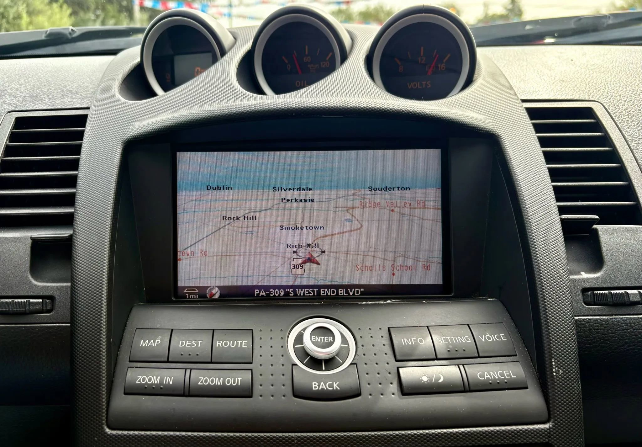 Used 2007 Nissan 350Z Touring image 30