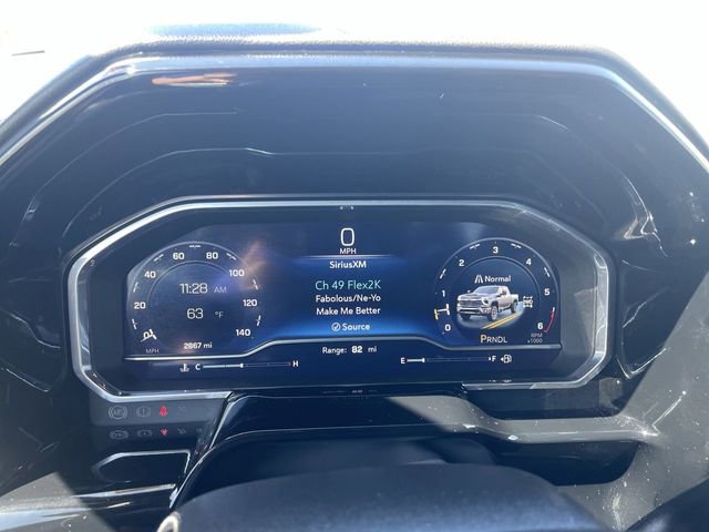 Used 2025 Chevrolet Silverado 2500 LT w/ Convenience Package image 11