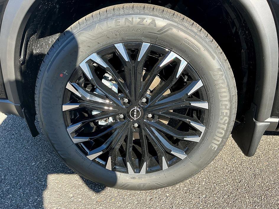 New 2026 Nissan Rogue Dark Armor image 22