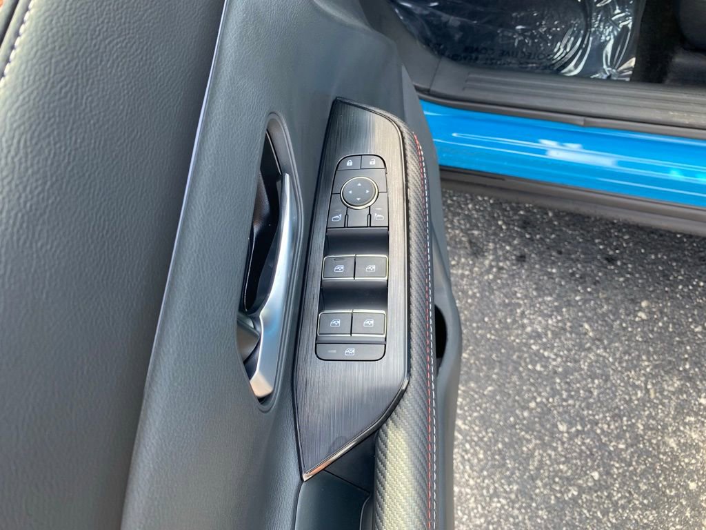 New 2025 Nissan Kicks SR image 13