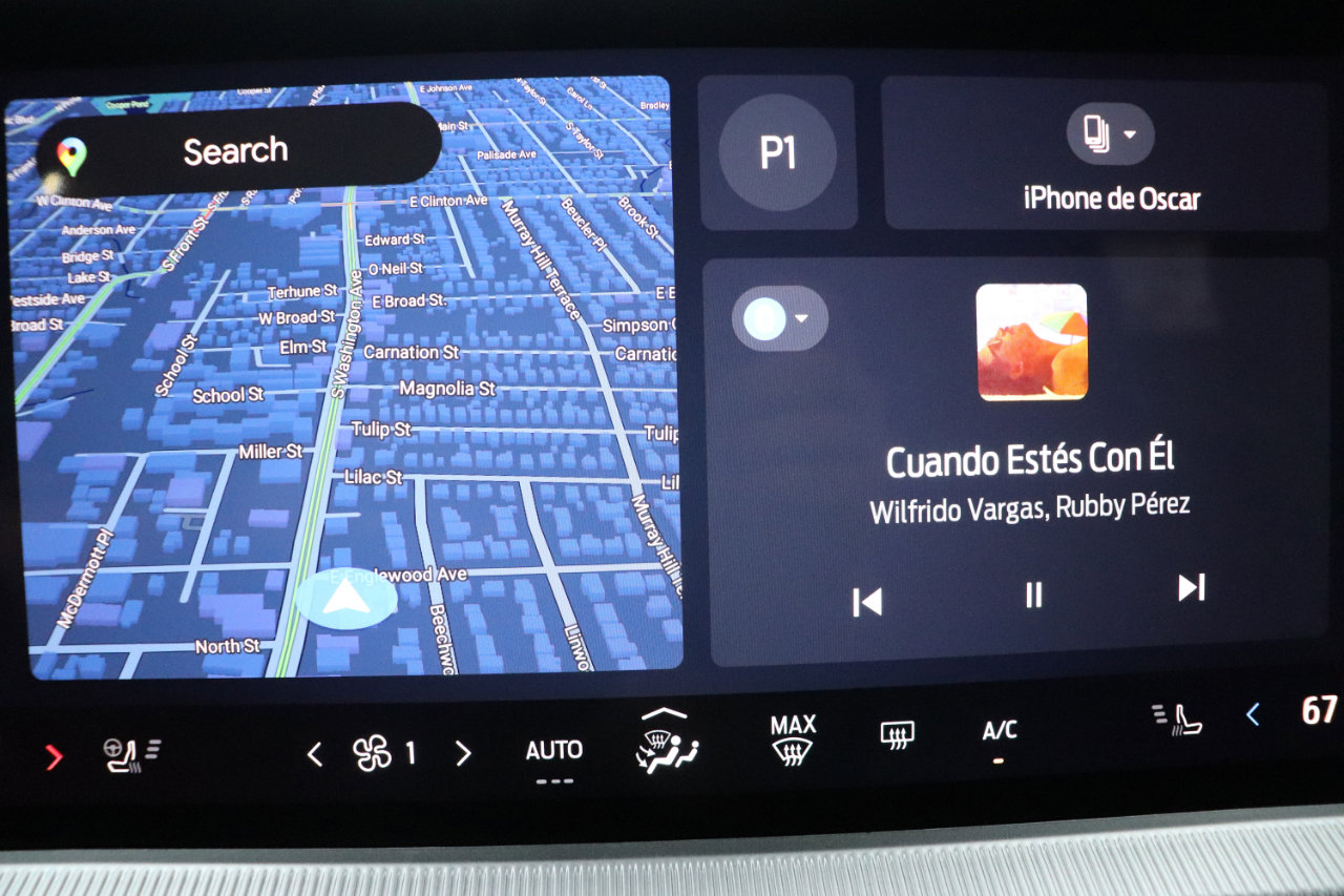 Used 2025 Ford Explorer ST-Line image 41
