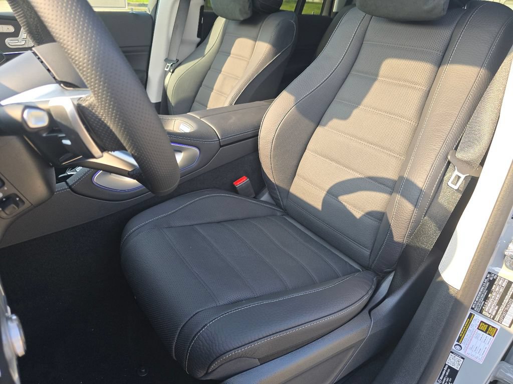 New 2026 Mercedes-Benz GLS 450 4MATIC image 23