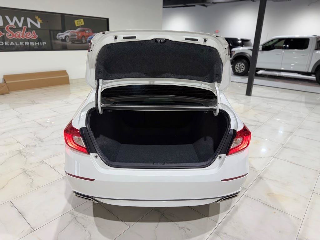 Used 2021 Honda Accord Sport image 10