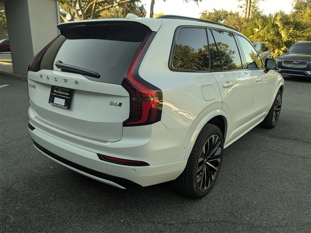 New 2026 Volvo XC90 B6 Ultra w/ Protection Package Premier image 4