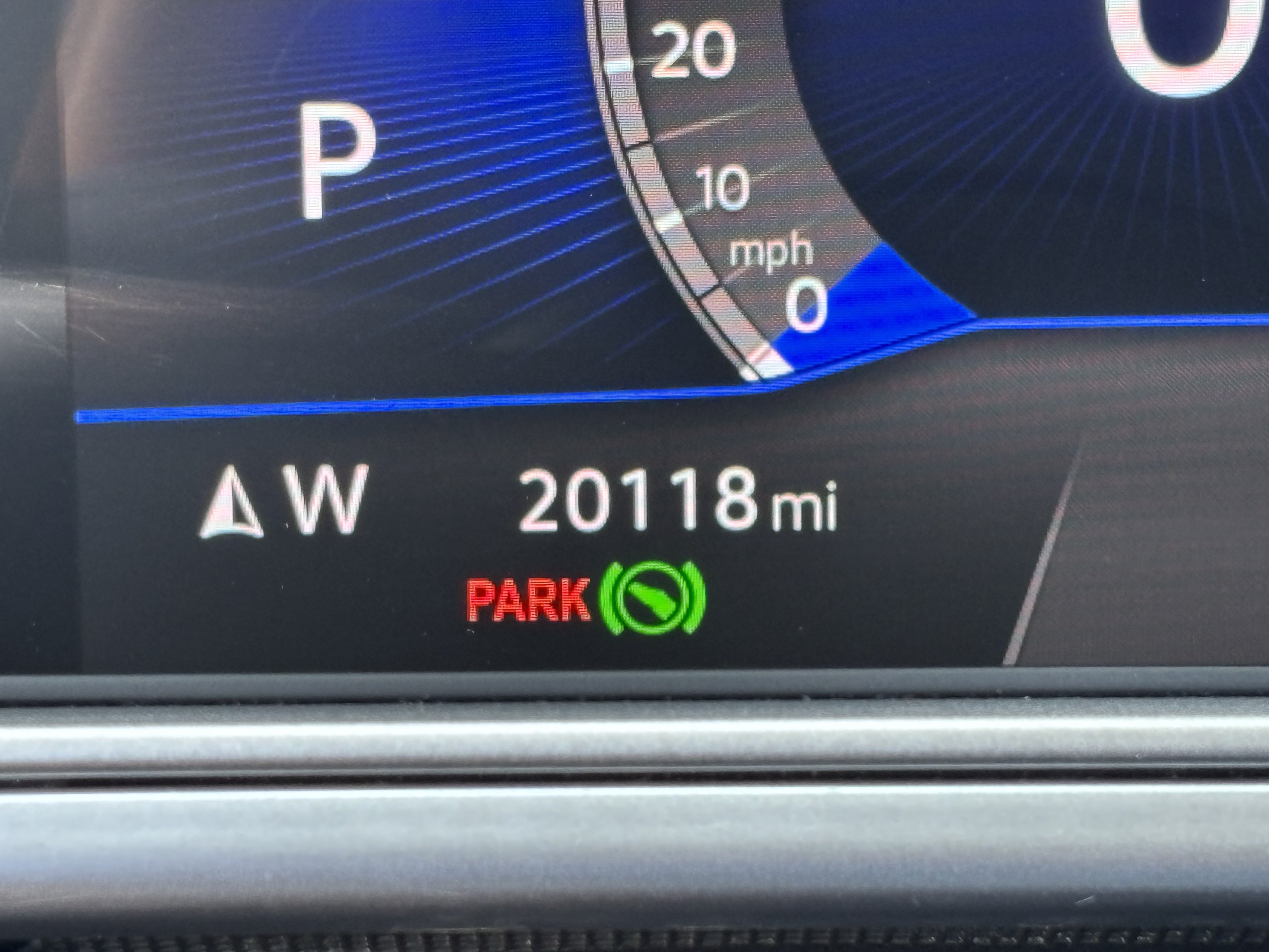 Used 2025 Volkswagen Taos SE AWD/4WD image 29