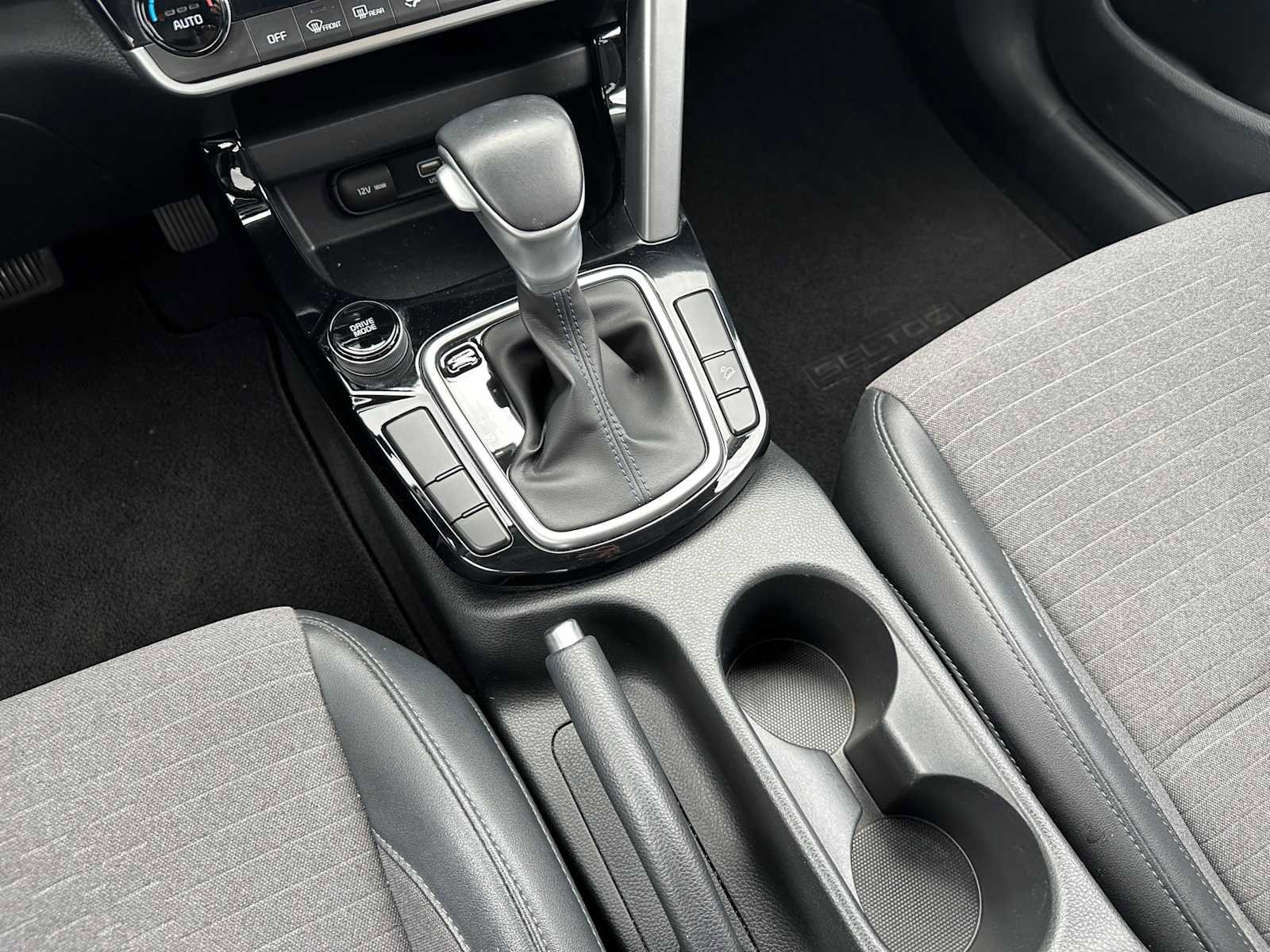 Certified 2022 Kia Seltos S image 27