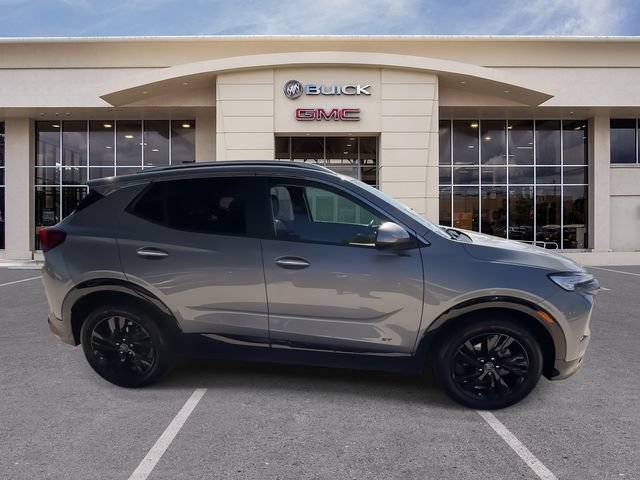 Used 2025 Buick Encore GX Sport Touring FWD image 16