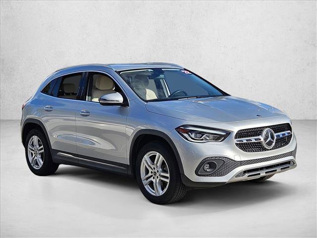 Used 2022 Mercedes-Benz GLA 250 4MATIC video 3