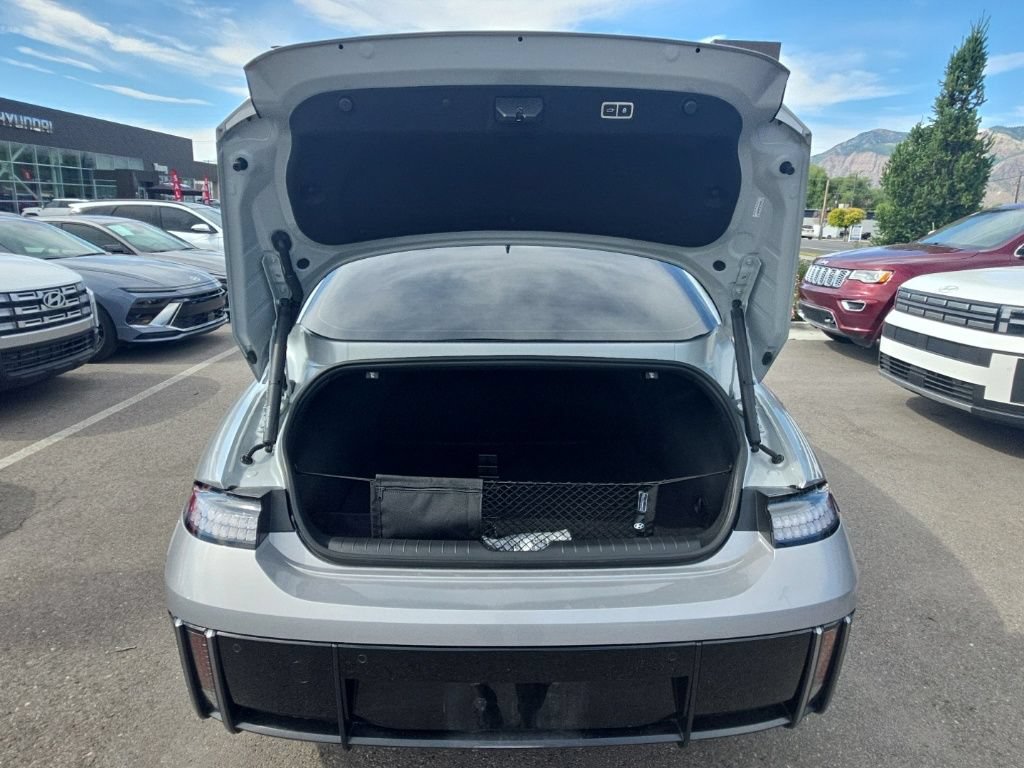 Used 2024 Hyundai Ioniq 6 SEL AWD/4WD image 7