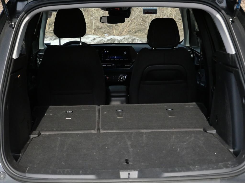 Used 2025 Chevrolet TrailBlazer LT AWD/4WD image 29