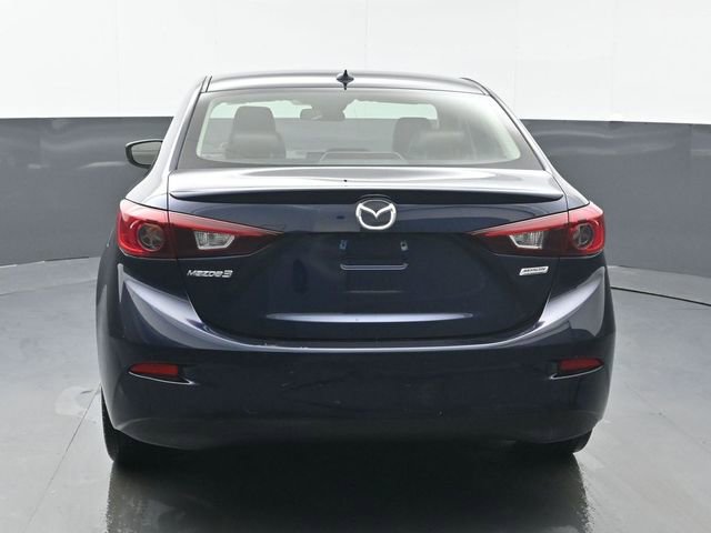 Used 2018 MAZDA MAZDA3 Touring image 4
