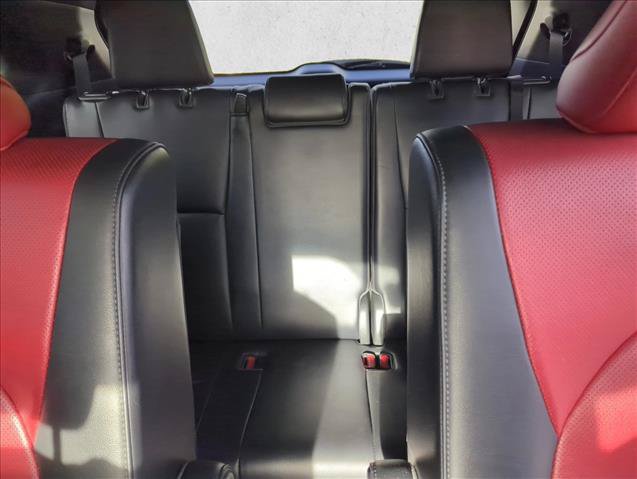 Used 2021 Toyota Highlander XSE FWD image 10