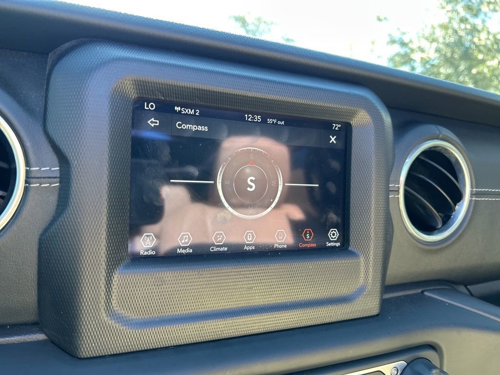 Used 2019 Jeep Wrangler Unlimited Sahara w/ Safety Group image 32