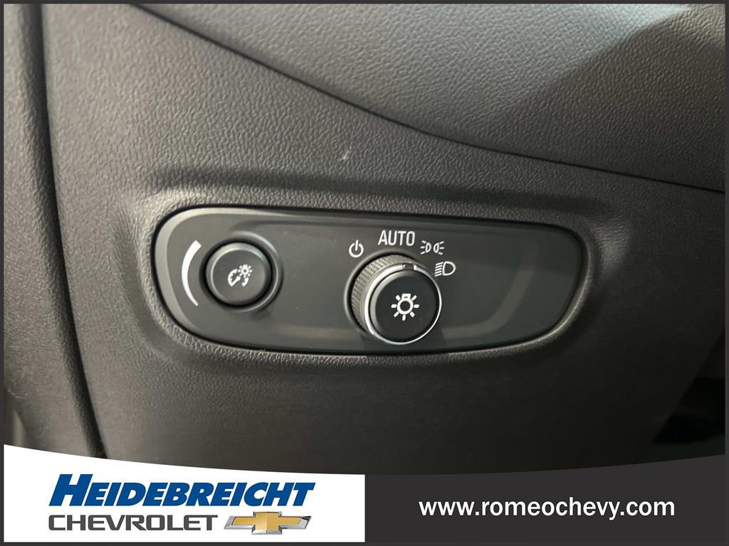 Certified 2024 Chevrolet Equinox LT w/ LPO, Floor Liner Package image 29