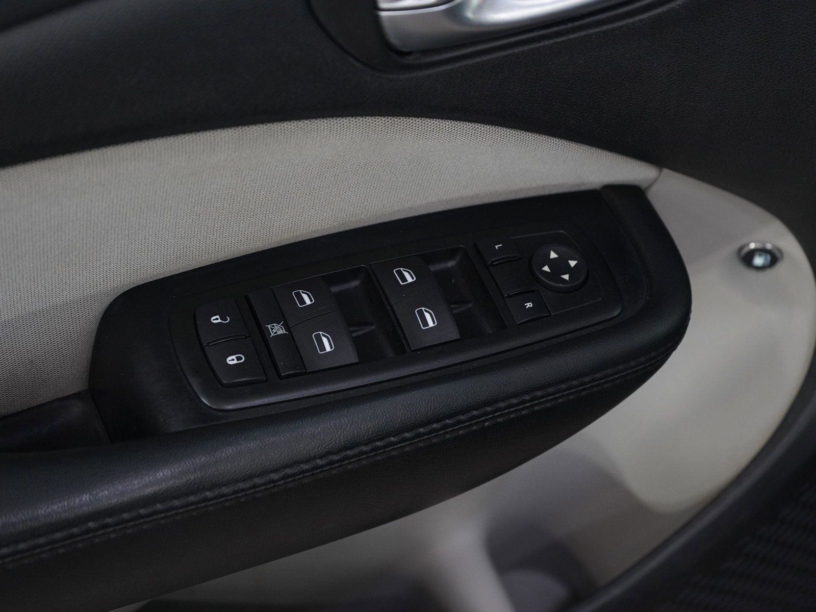 Used 2014 Dodge Dart SXT w/ Rallye Appearance Group image 18