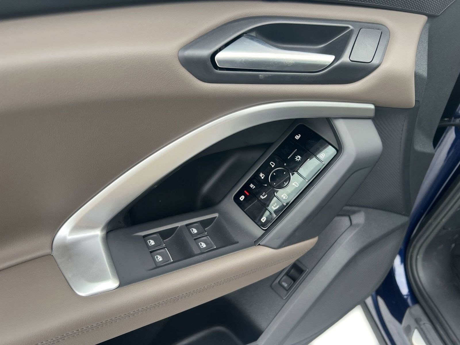 New 2025 Audi Q5 Premium image 12