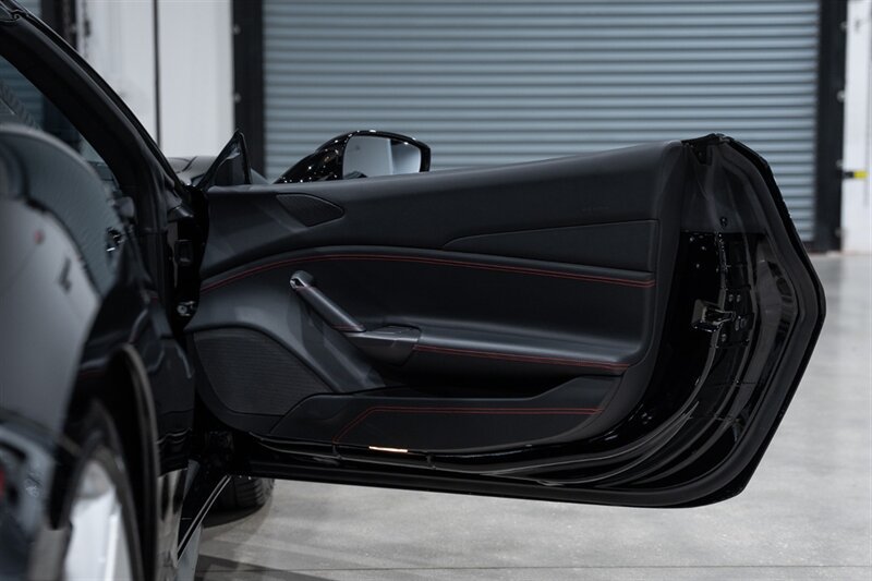 Used 2018 Ferrari 488 Spider RWD image 37