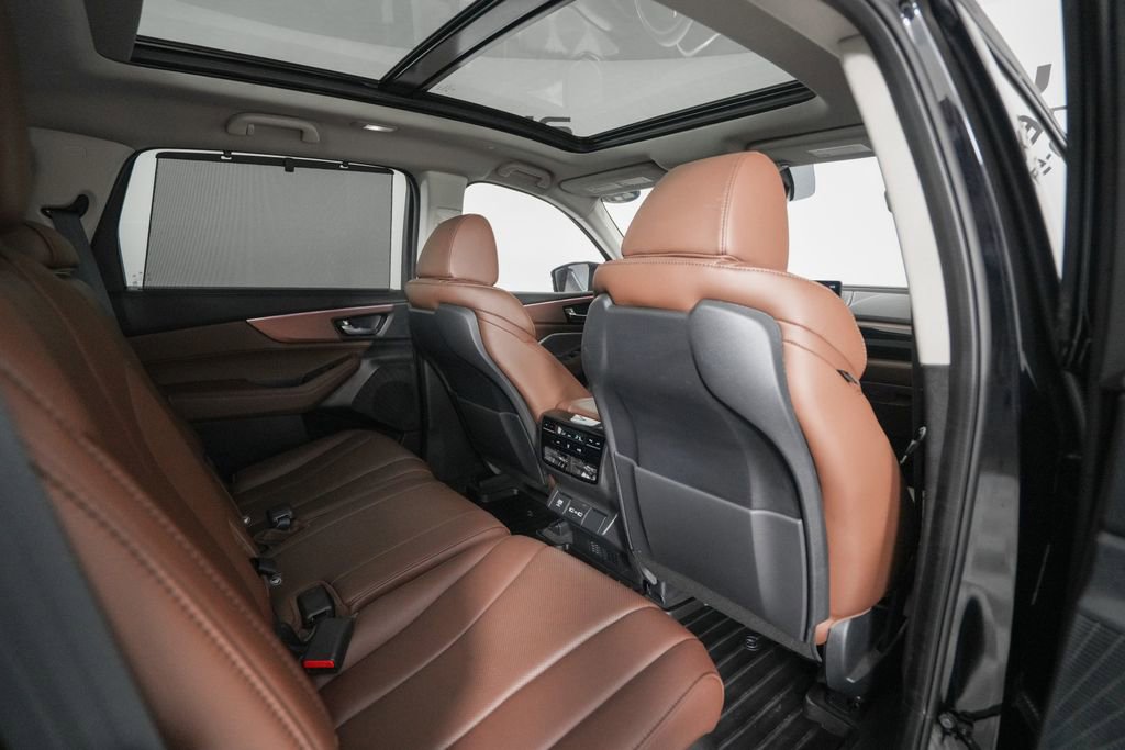 Used 2023 Acura MDX SH-AWD w/ Technology Package image 18