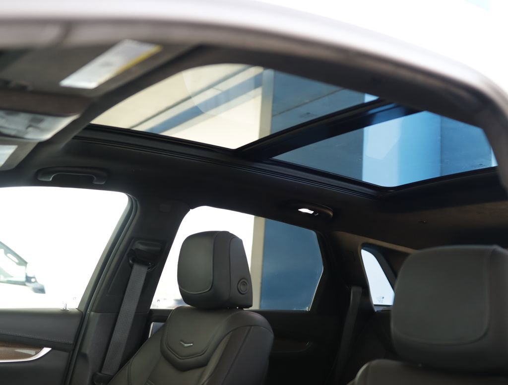 Used 2023 Cadillac XT5 Sportv w/ Platinum Package image 25