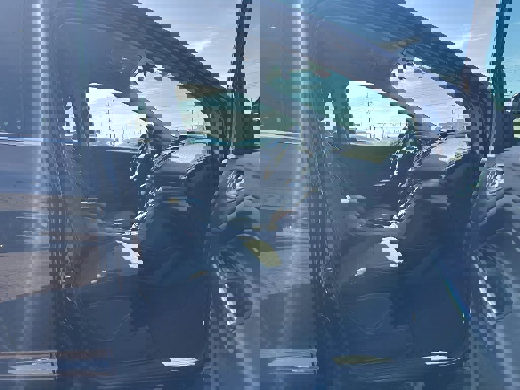 Used 2015 Ford Escape SE image 40