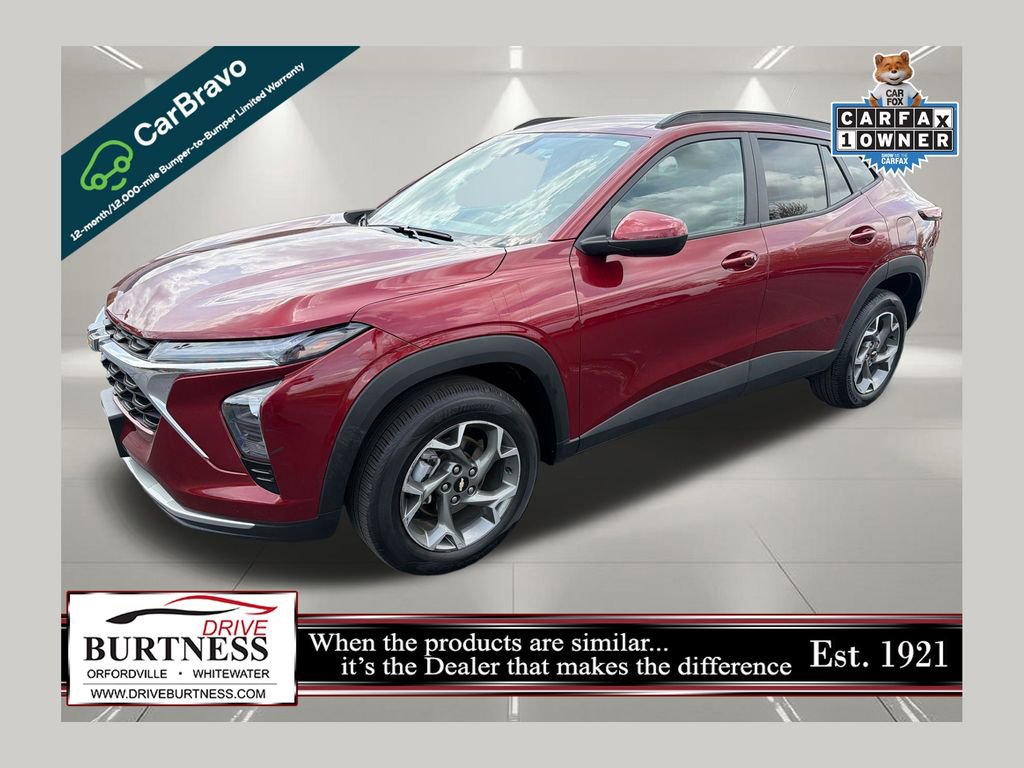 Certified 2025 Chevrolet Trax LT w/ LT Convenience Package FWD image 1