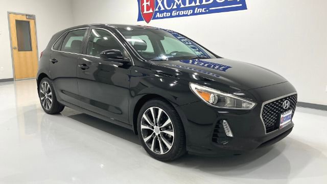 Used 2018 Hyundai Elantra GT FWD image 5
