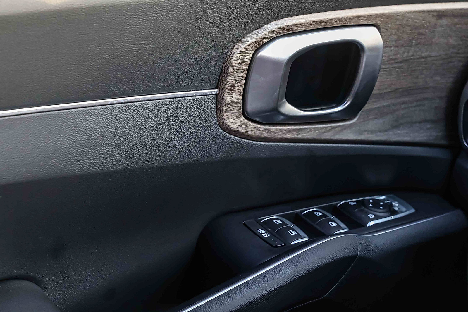 Certified 2023 Kia Sorento S AWD/4WD image 13