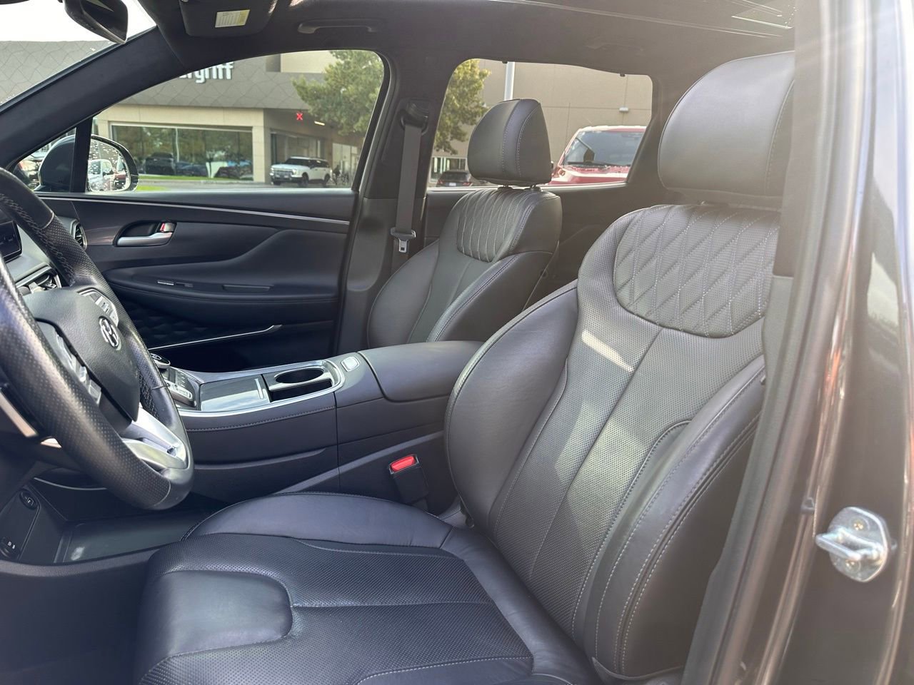 Used 2023 Hyundai Santa Fe Calligraphy image 21