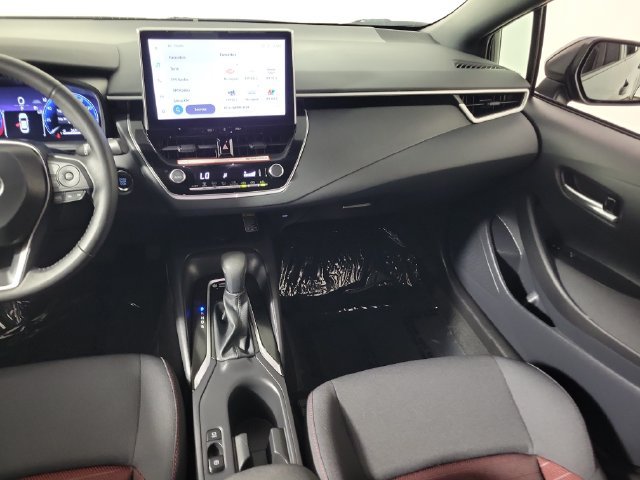 Used 2026 Toyota Corolla SE w/ SE Package FWD image 17