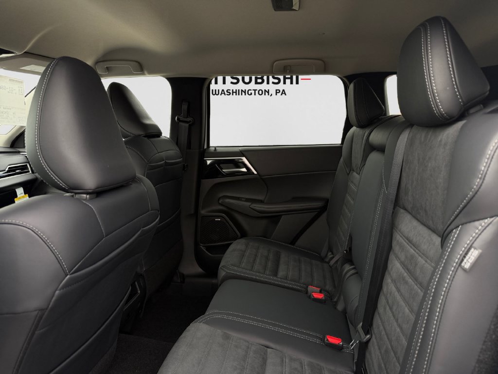 New 2026 Mitsubishi Outlander SE AWD/4WD image 9