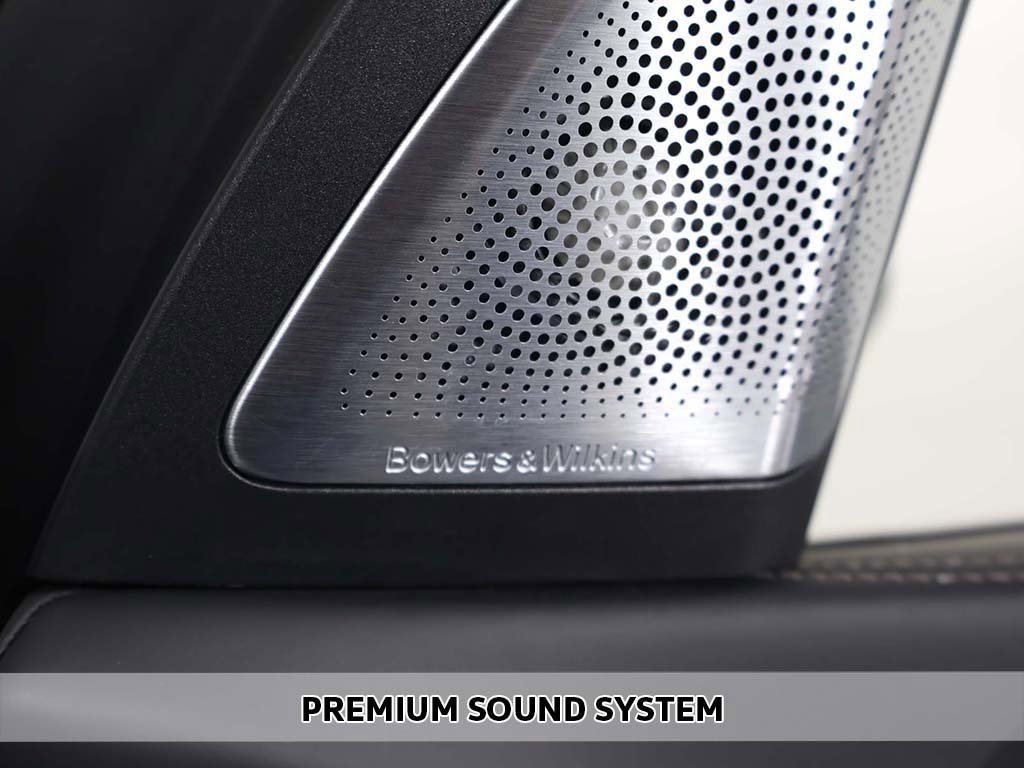 Used 2024 BMW X7 M60i w/ Executive Package image 5