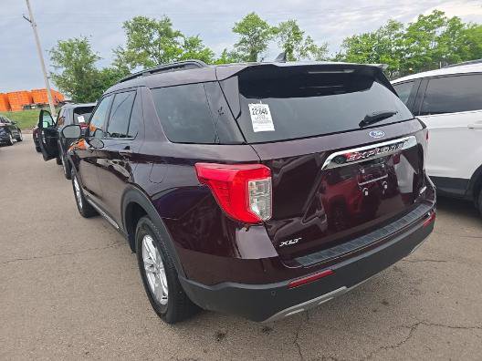 Used 2023 Ford Explorer XLT w/ Equipment Group 202A AWD/4WD image 6