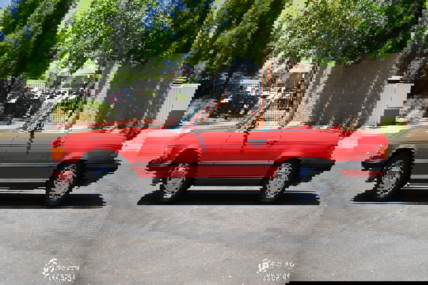 Used 1987 Mercedes-Benz 560 SL image 14