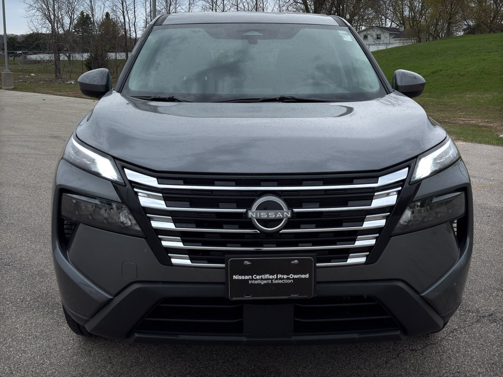 Certified 2025 Nissan Rogue SV AWD/4WD image 3