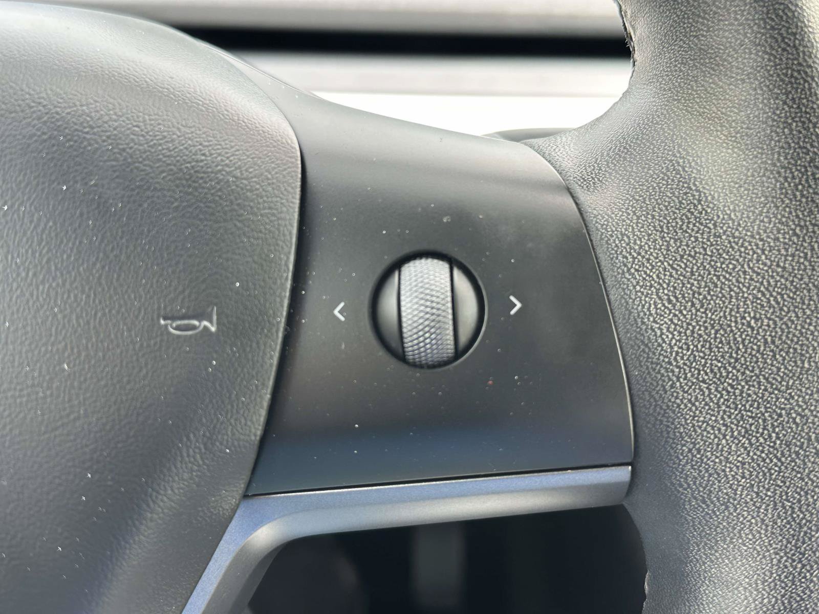 Used 2020 Tesla Model 3 Standard Range RWD image 24