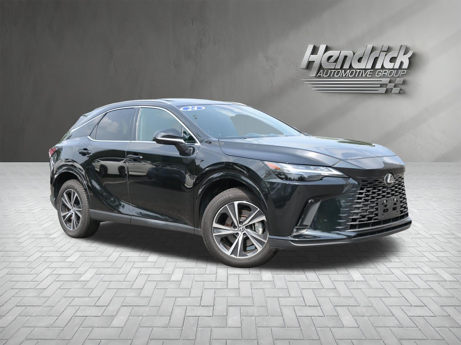 Used 2024 Lexus RX 350 Premium w/ Convenience Package FWD image 2
