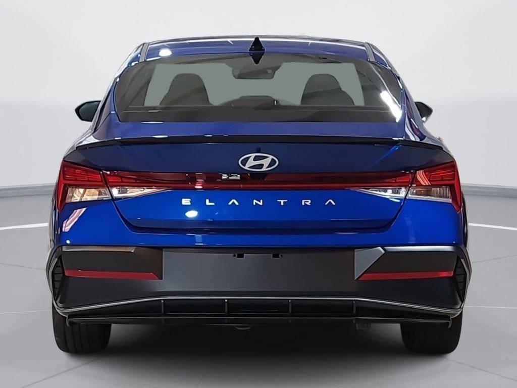 New 2026 Hyundai Elantra SEL Sport image 6