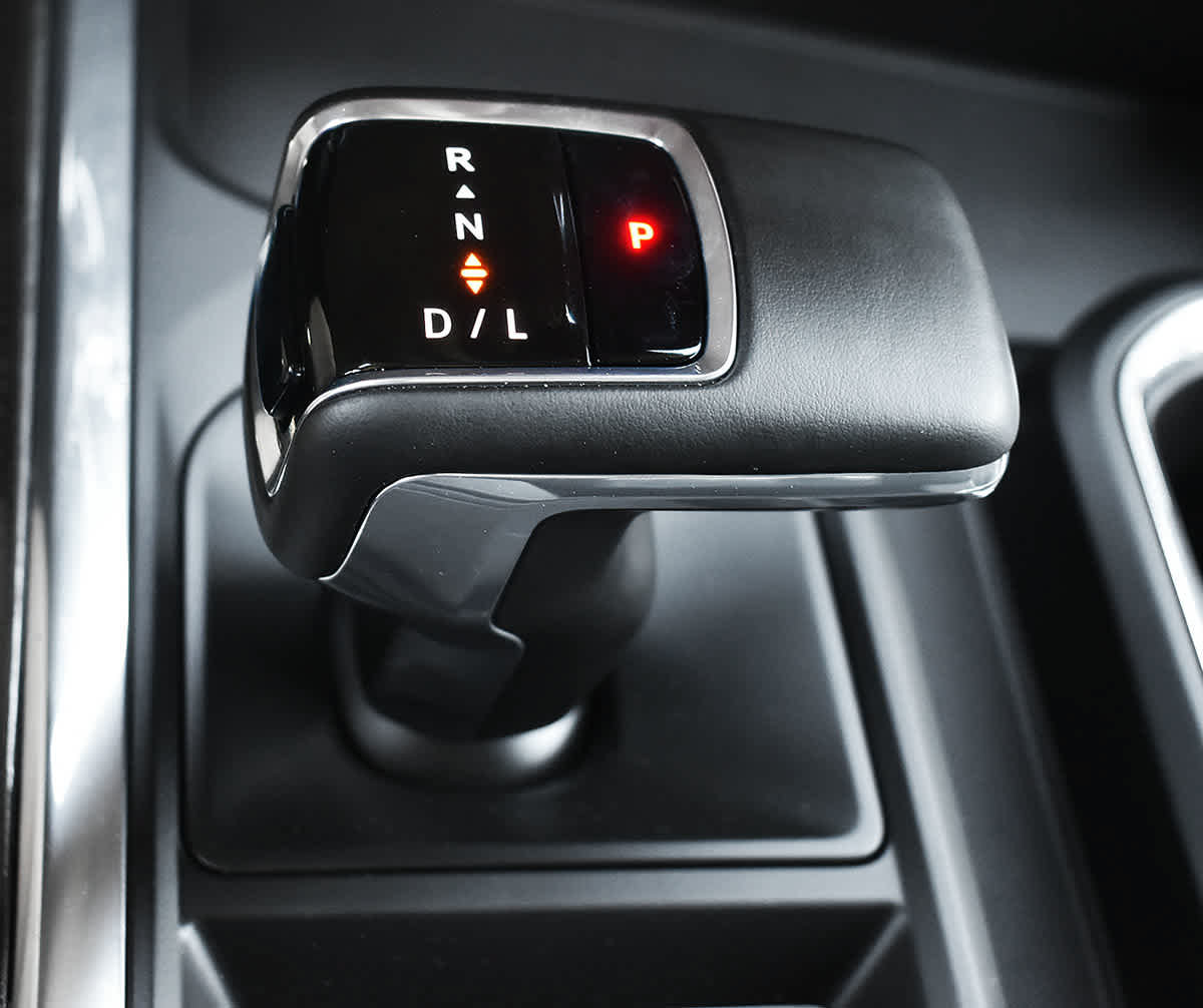 Used 2024 Chevrolet Silverado 1500 LT Trail Boss w/ LT Trail Boss Premium Package AWD/4WD image 19