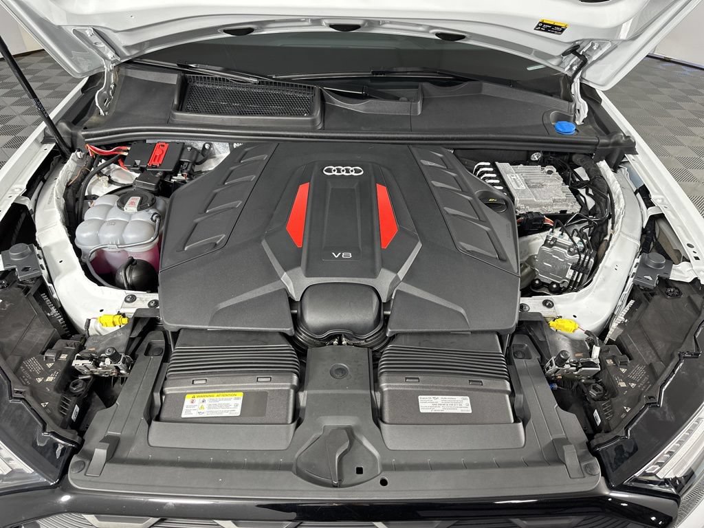 Used 2025 Audi SQ7 Prestige AWD/4WD image 9