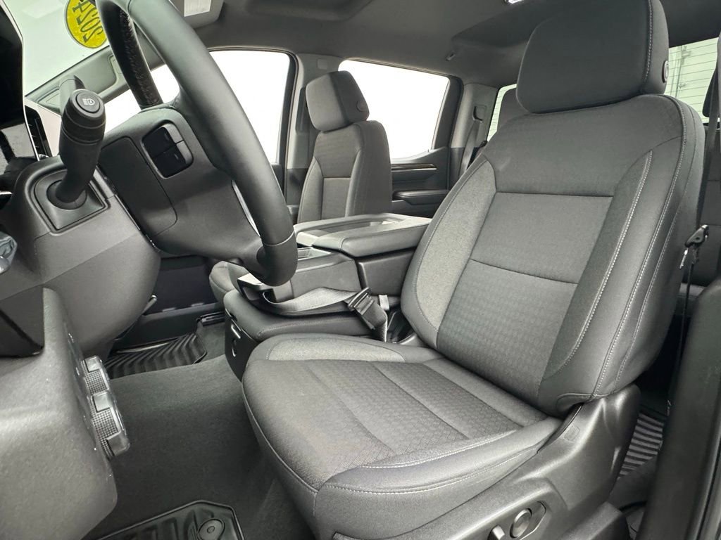 Used 2024 Chevrolet Silverado 1500 LT image 16