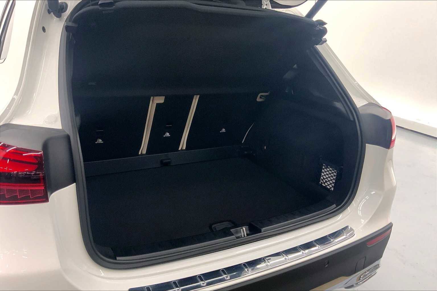 New 2026 Mercedes-Benz GLA 250 GLA 250 image 16