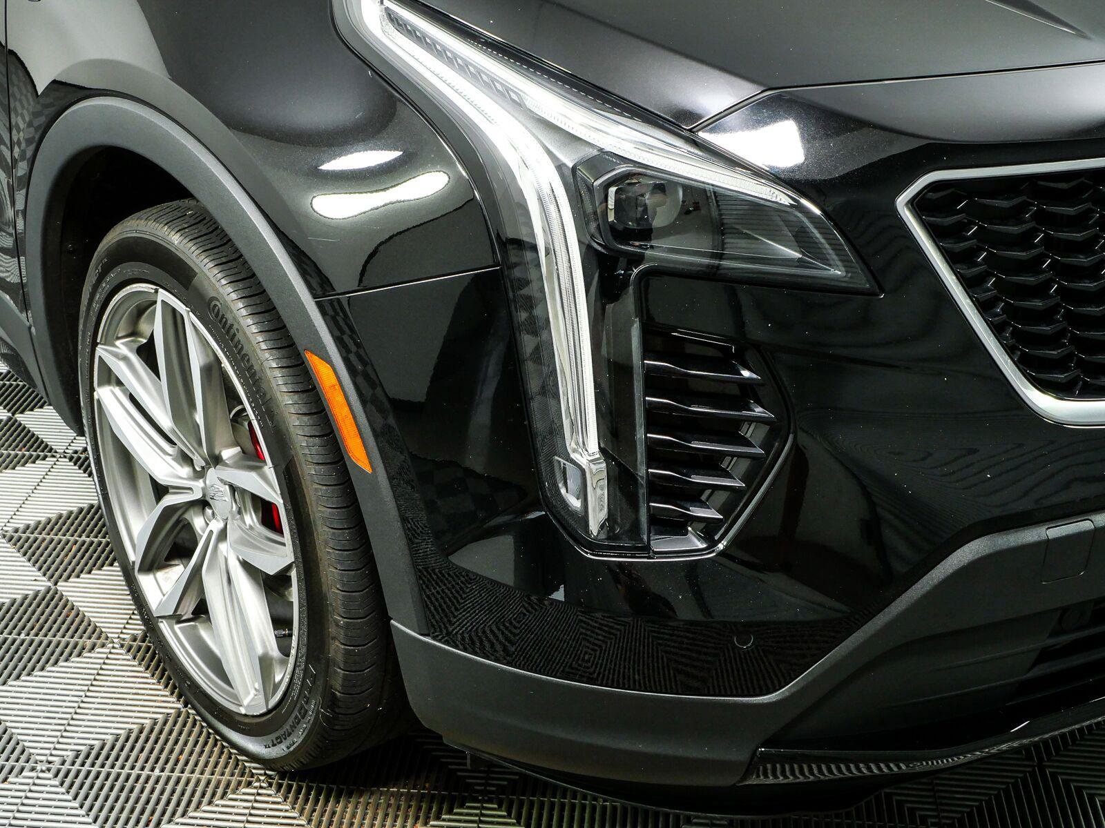 Used 2021 Cadillac XT4 Sport FWD image 37