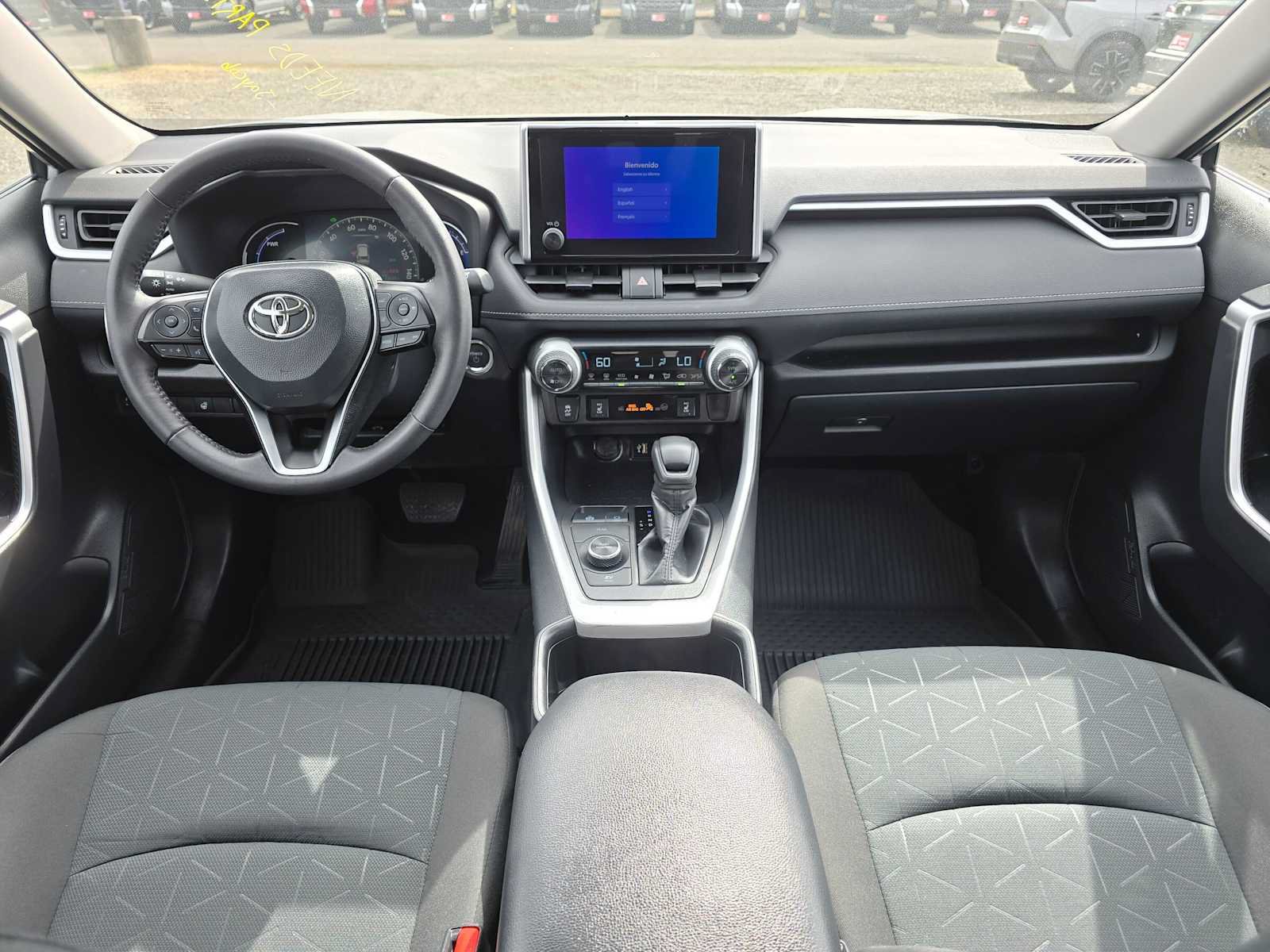 Used 2025 Toyota RAV4 XLE w/ Weather Package AWD/4WD image 18