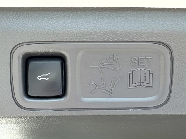 Certified 2021 Ford Expedition Limited RWD image 15