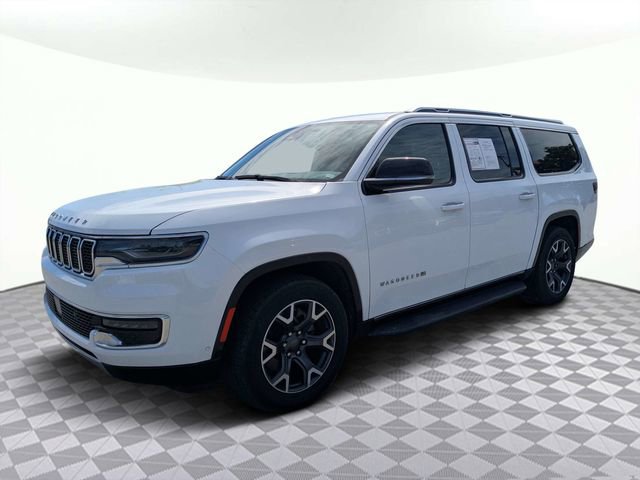 Used 2023 Jeep Wagoneer L Series III RWD image 7