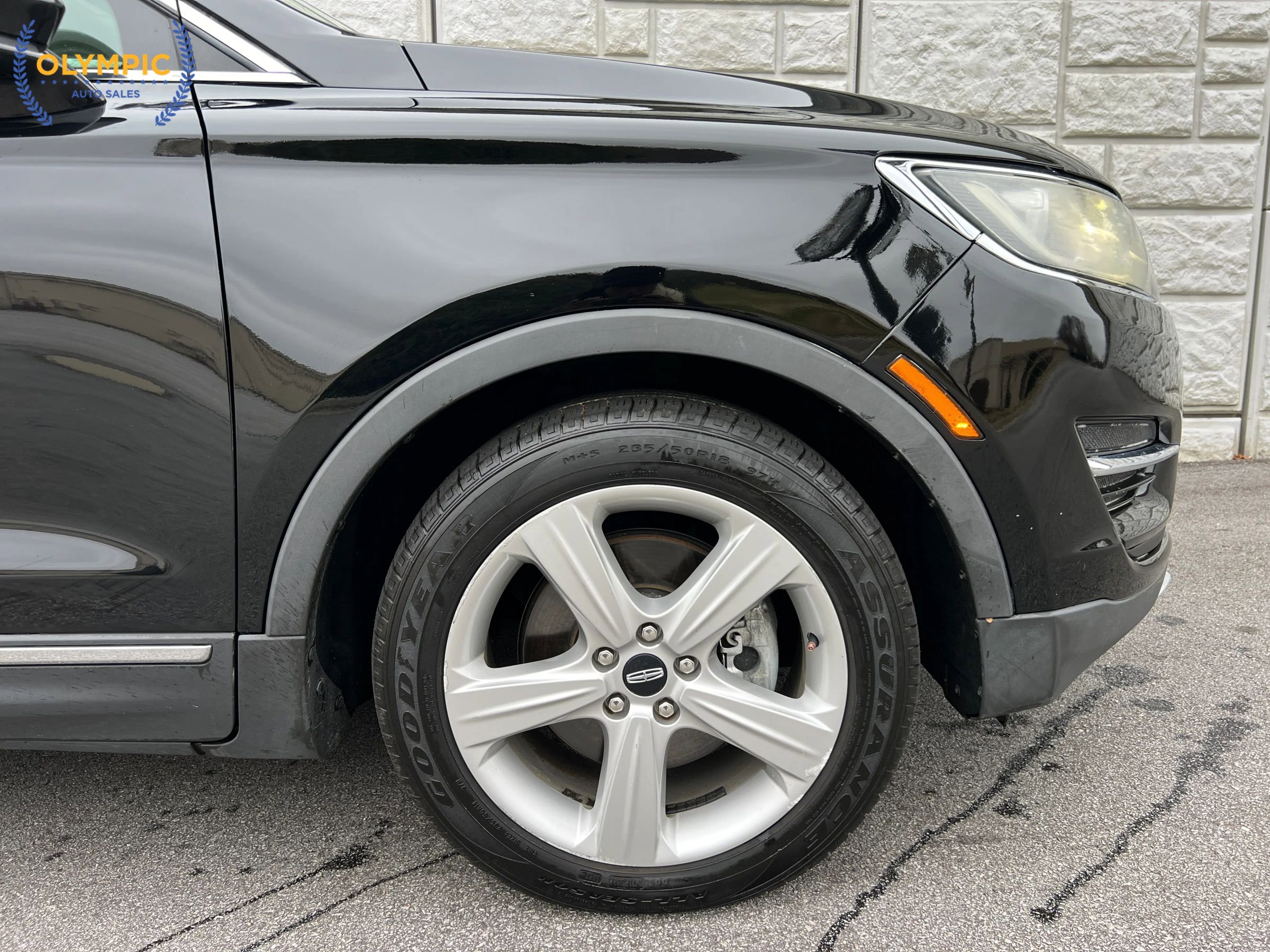 Used 2018 Lincoln MKC Premiere image 11