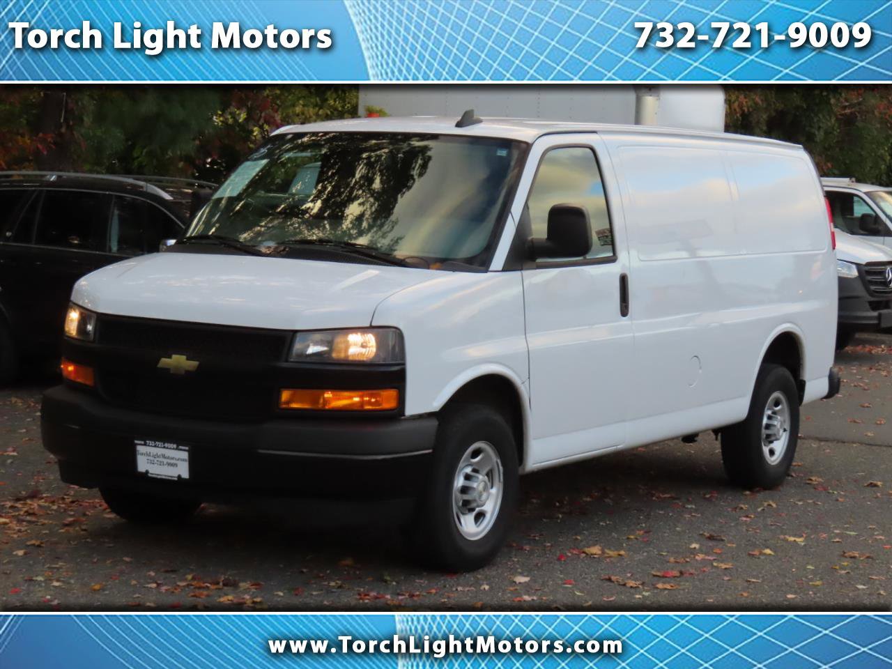 Used 2022 Chevrolet Express 2500 w/ Driver Convenience Package image 1