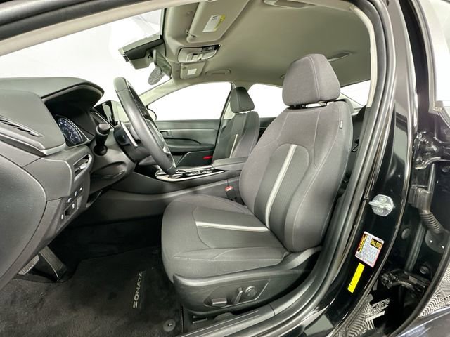 Used 2022 Hyundai Sonata SEL w/ Cargo Package image 11