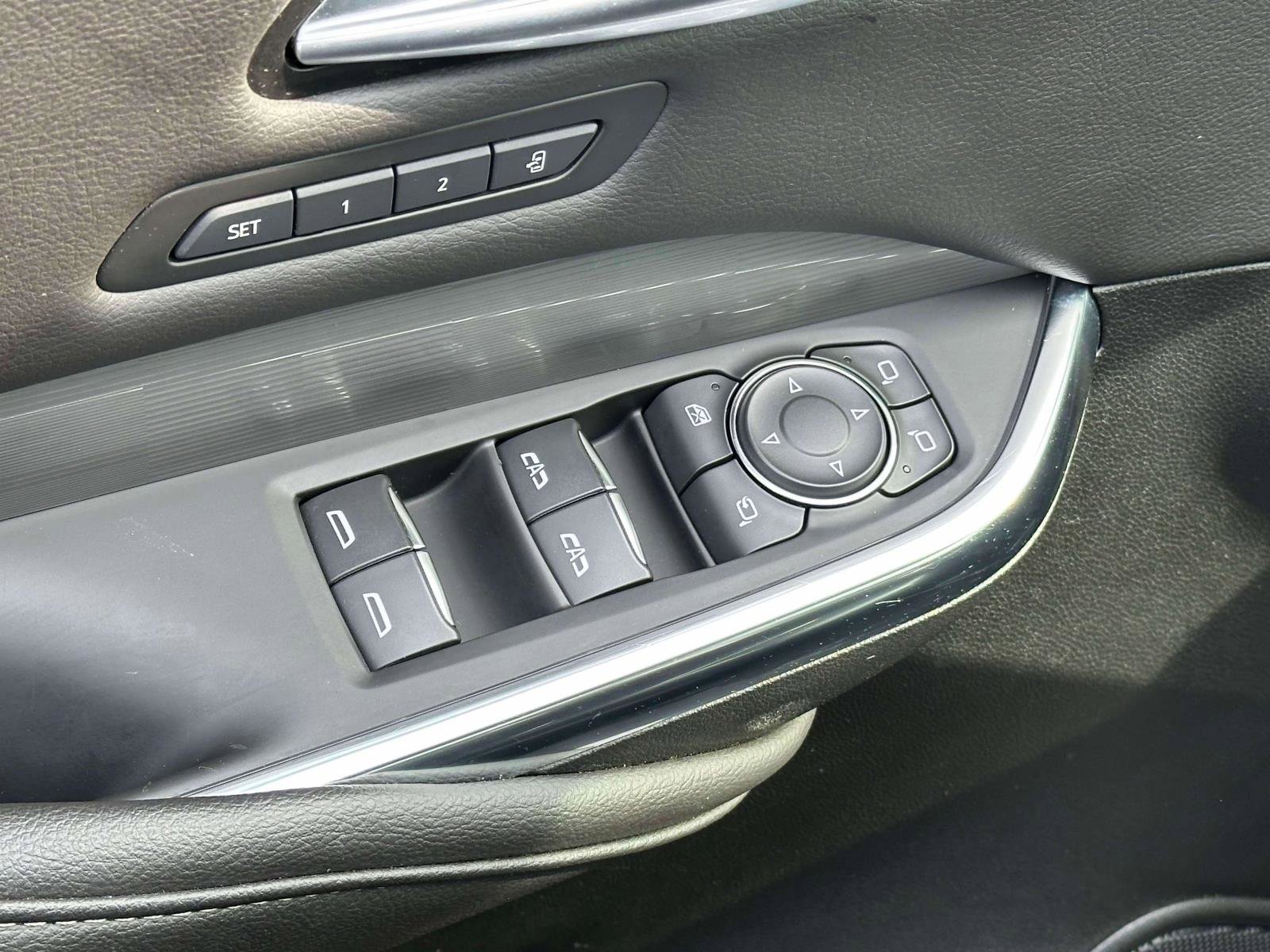 Used 2024 Cadillac XT4 Premium Luxury FWD image 16