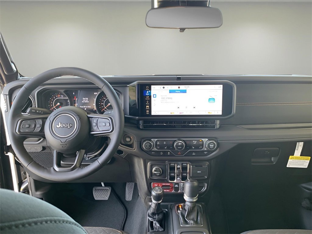 New 2025 Jeep Gladiator Mojave w/ Convenience Group image 38